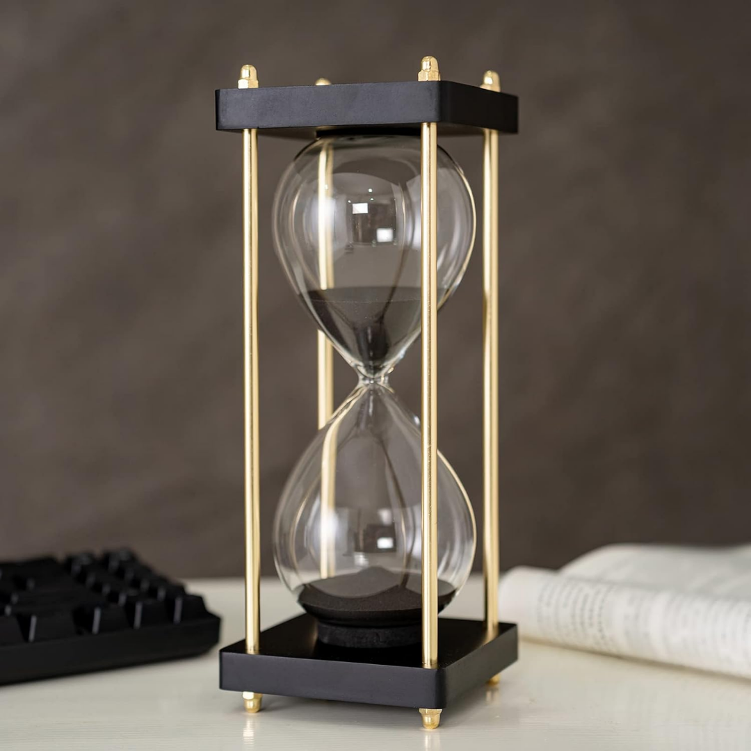 Valdemar – Eksklusivt timeglass i messing og tre