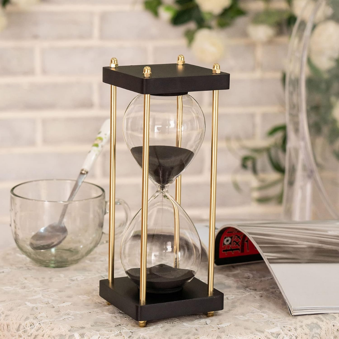 Valdemar – Eksklusivt timeglass i messing og tre